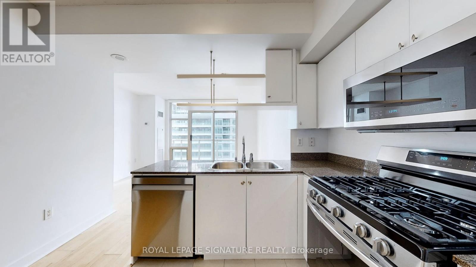 1105 - 10 Navy Wharf Court, Toronto, Ontario  M5V 3V2 - Photo 6 - C12558766