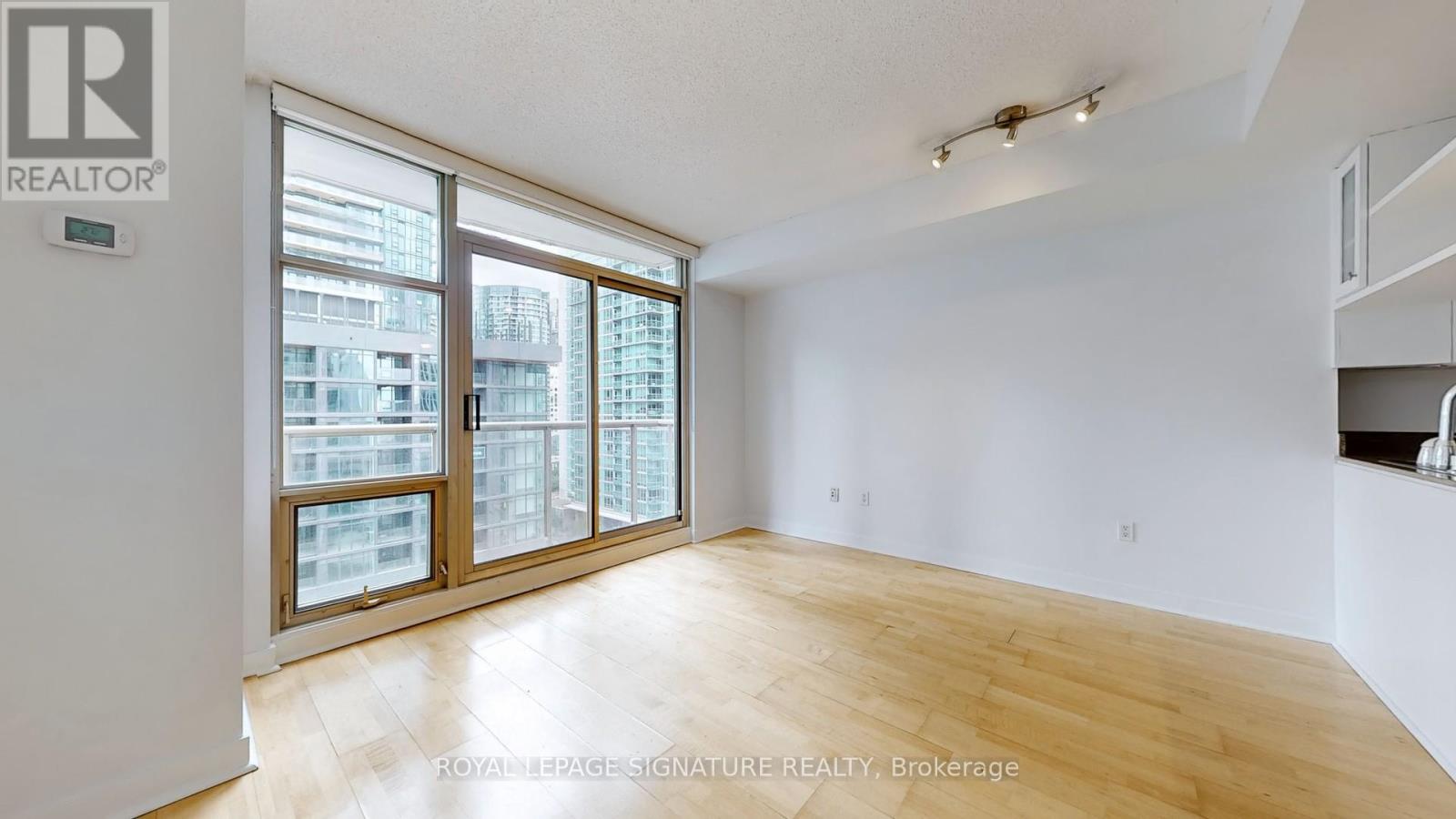 1105 - 10 Navy Wharf Court, Toronto, Ontario  M5V 3V2 - Photo 7 - C12558766