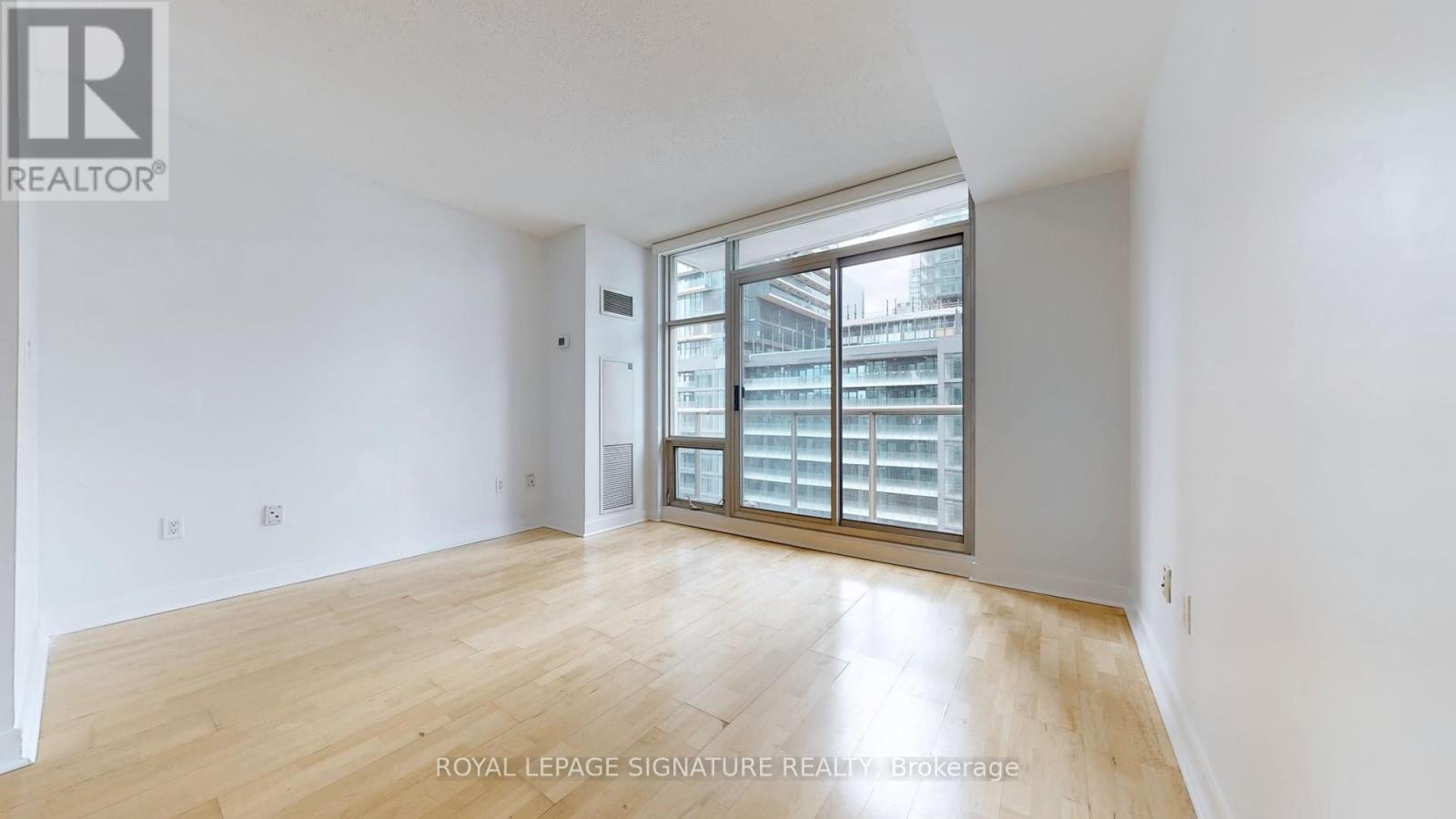 1105 - 10 Navy Wharf Court, Toronto, Ontario  M5V 3V2 - Photo 9 - C12558766