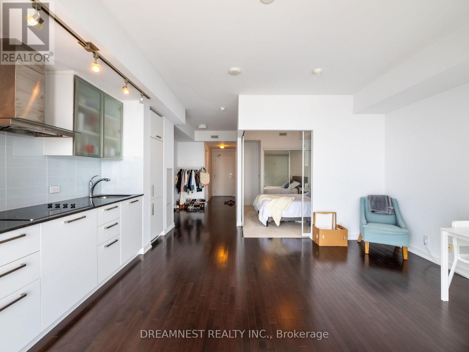 4304 - 14 York Street, Toronto, Ontario  M5J 2Z2 - Photo 12 - C12558808