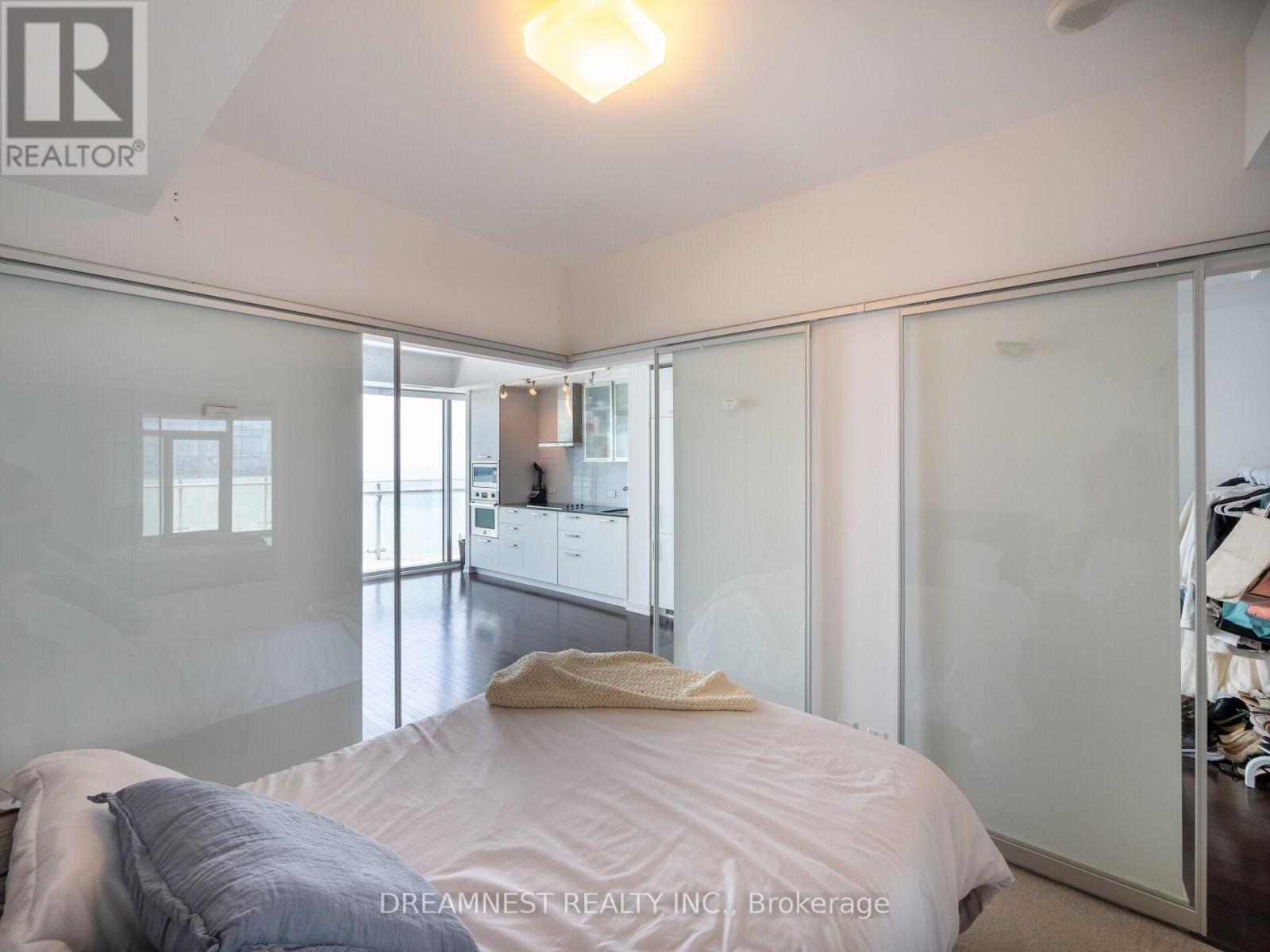 4304 - 14 York Street, Toronto, Ontario  M5J 2Z2 - Photo 17 - C12558808