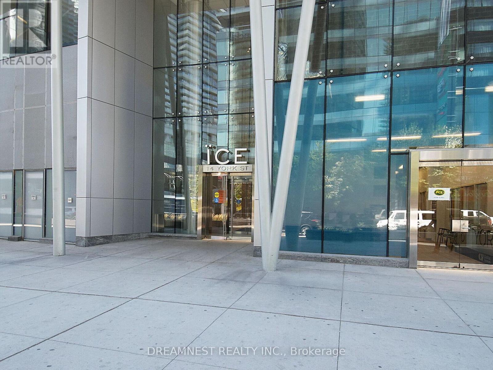 4304 - 14 York Street, Toronto, Ontario  M5J 2Z2 - Photo 2 - C12558808