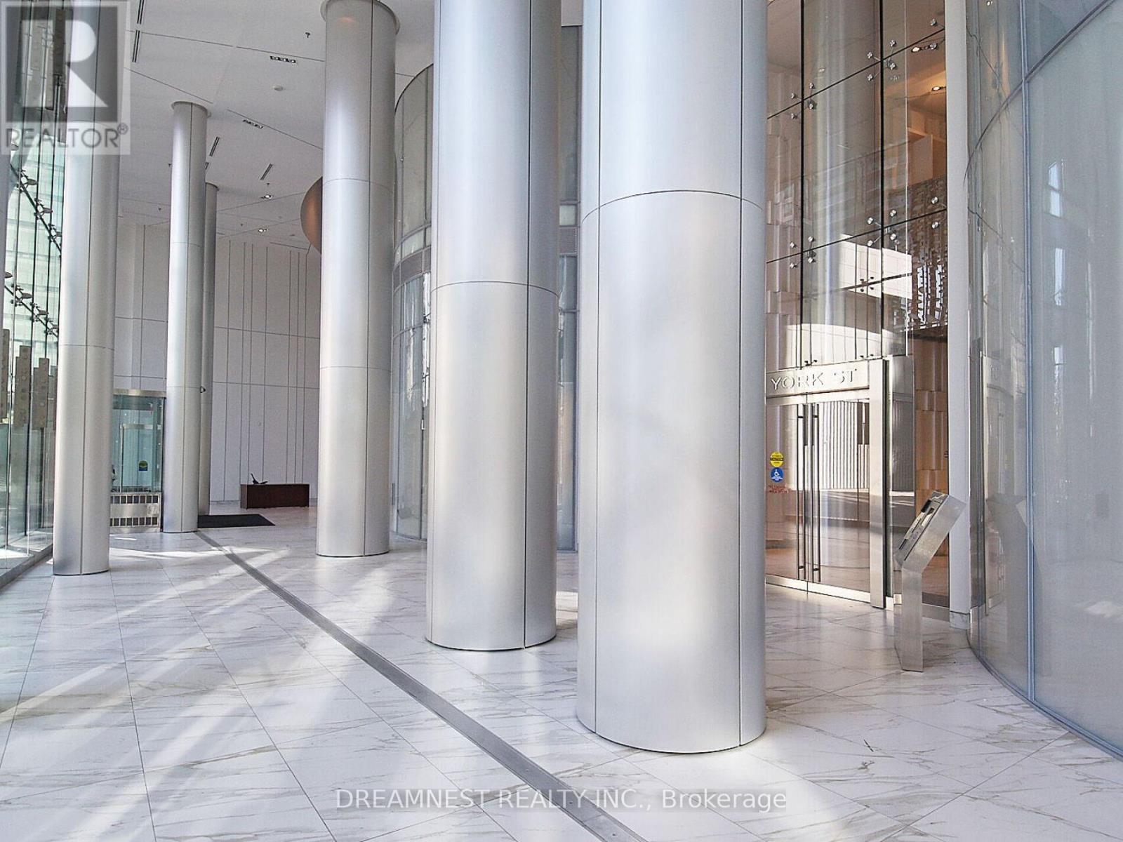 4304 - 14 York Street, Toronto, Ontario  M5J 2Z2 - Photo 3 - C12558808