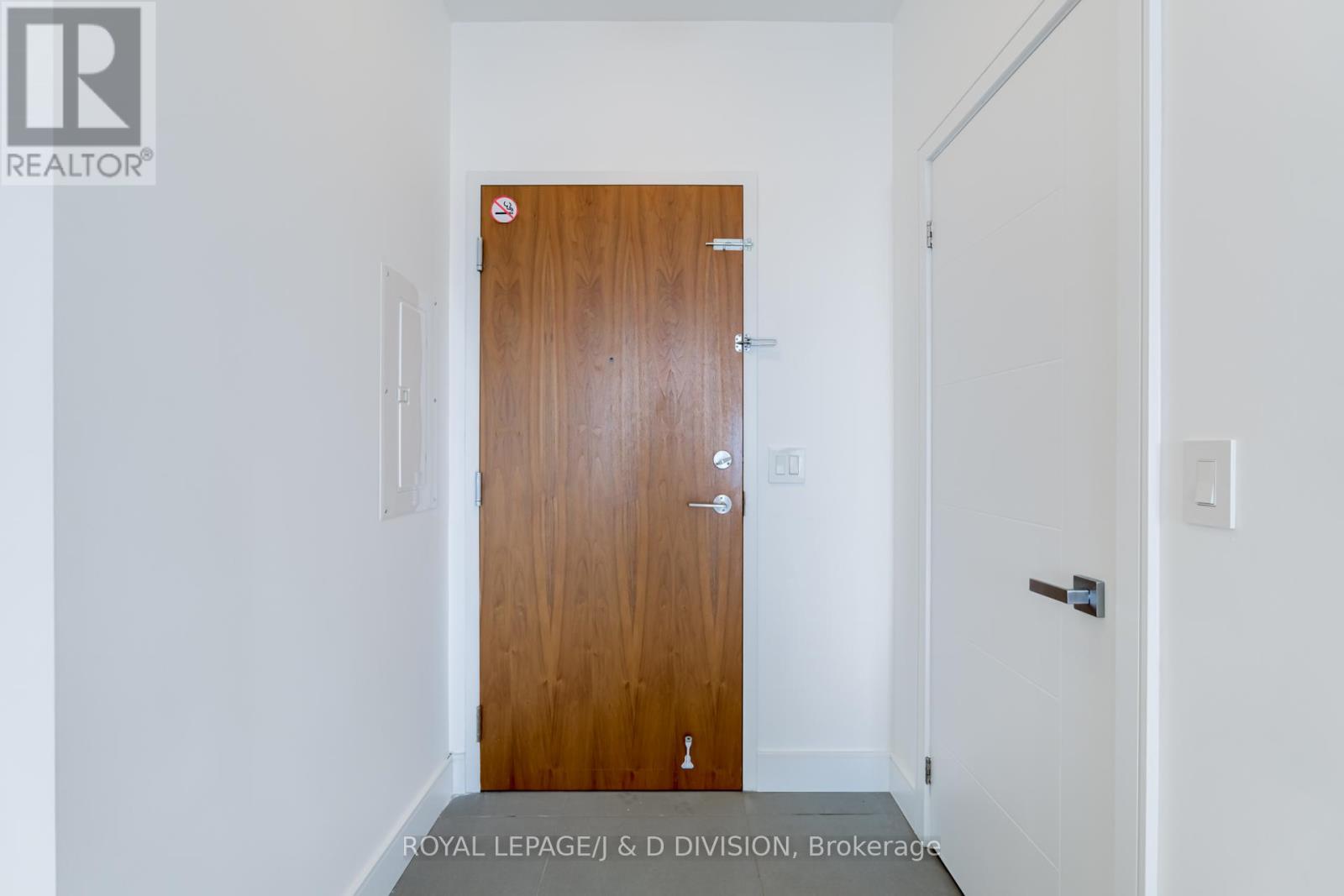 2905 - 1 Market Street, Toronto, Ontario  M5E 0A2 - Photo 3 - C12558882