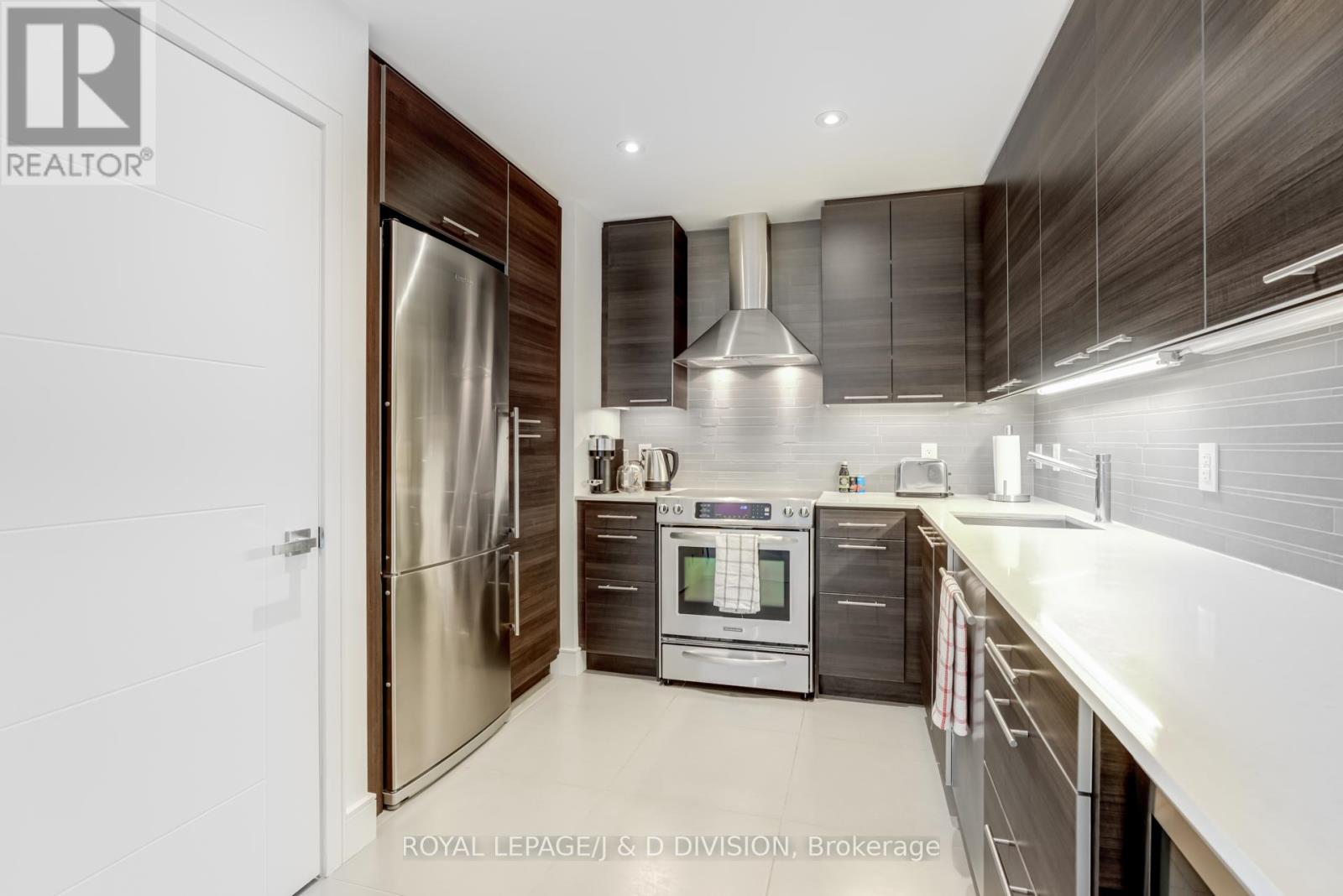 2905 - 1 Market Street, Toronto, Ontario  M5E 0A2 - Photo 9 - C12558882