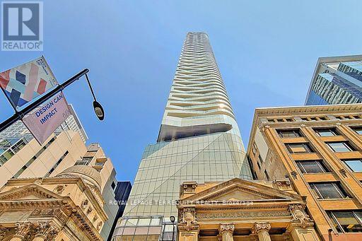 2709 - 197 YONGE STREET, Toronto, Ontario