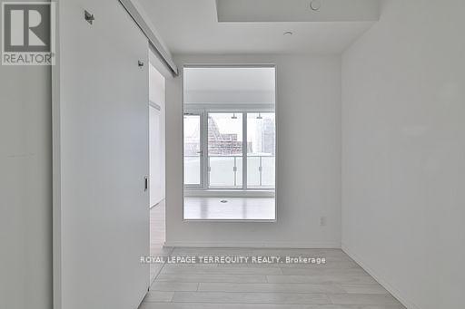 2709 - 197 Yonge Street, Toronto, Ontario  M5B 0C1 - Photo 14 - C12558894