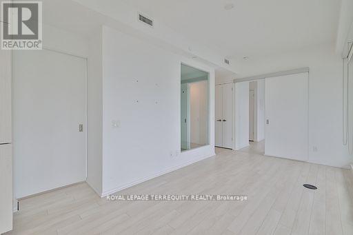 2709 - 197 Yonge Street, Toronto, Ontario  M5B 0C1 - Photo 19 - C12558894