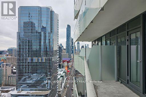 2709 - 197 Yonge Street, Toronto, Ontario  M5B 0C1 - Photo 35 - C12558894