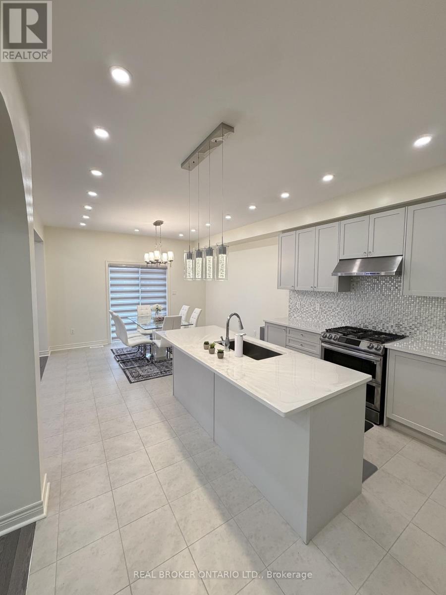 1207 Drinkle Crescent, Oshawa, Ontario  L1K 3G8 - Photo 15 - E12558752