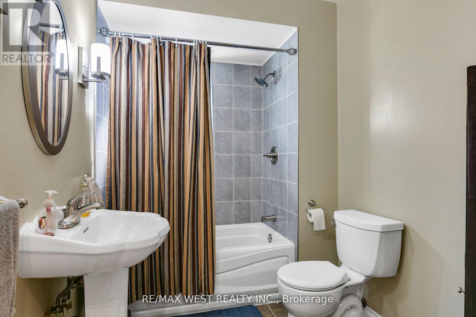 866 Scarborough Golf Clb Road, Toronto, Ontario  M1G 1J5 - Photo 8 - E12558784