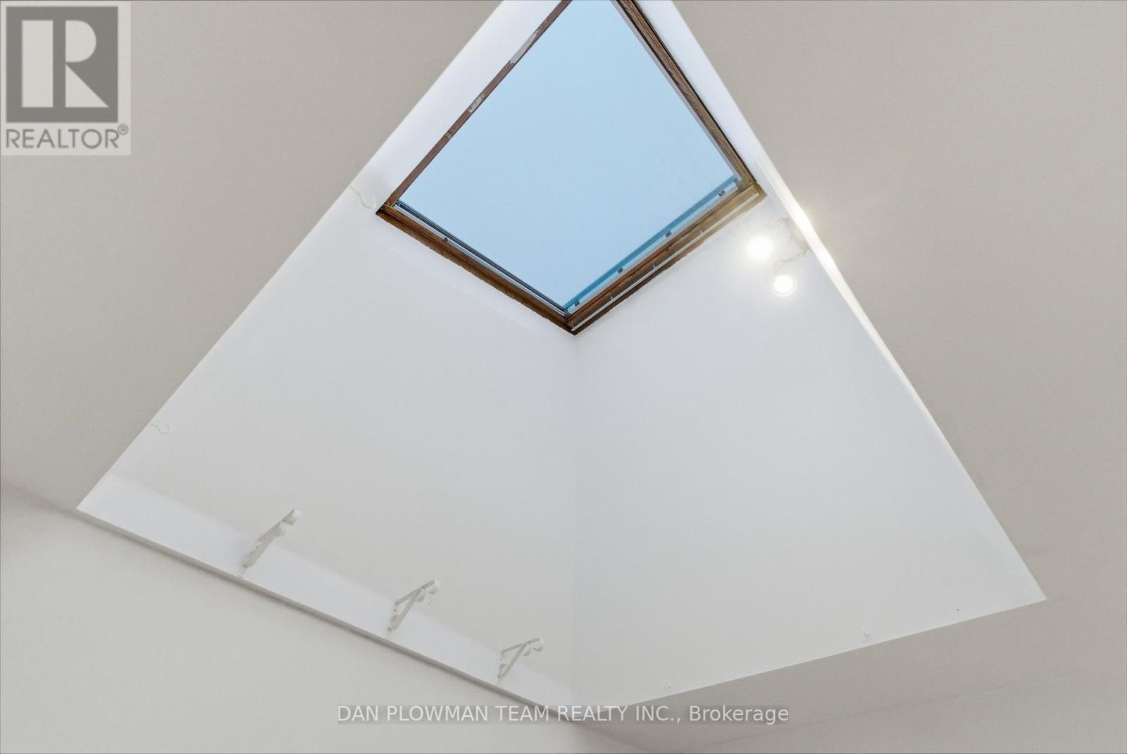 366 Rosedale Drive, Whitby, Ontario  L1N 1Z4 - Photo 16 - E12558792