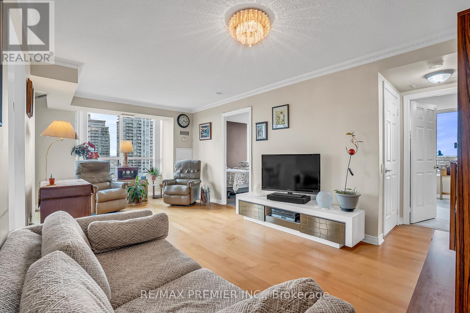 2103 - 61 Town Centre Court, Toronto, Ontario  M1P 5C5 - Photo 10 - E12558838