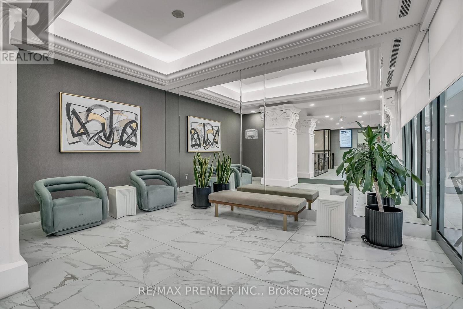 2103 - 61 Town Centre Court, Toronto, Ontario  M1P 5C5 - Photo 3 - E12558838