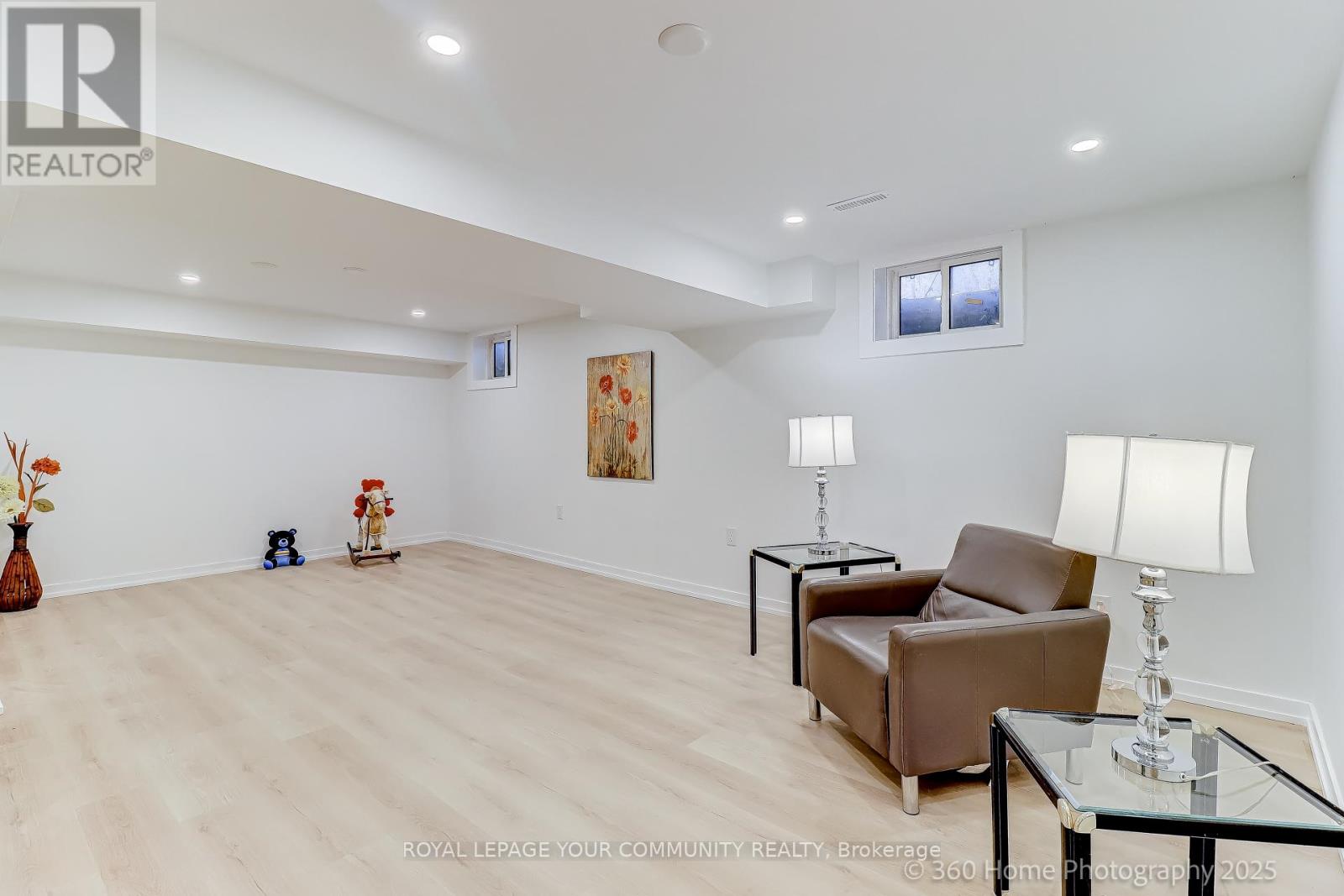 10 Fontainbleau Drive, Toronto, Ontario  M2M 1N9 - Photo 6 - C12557882