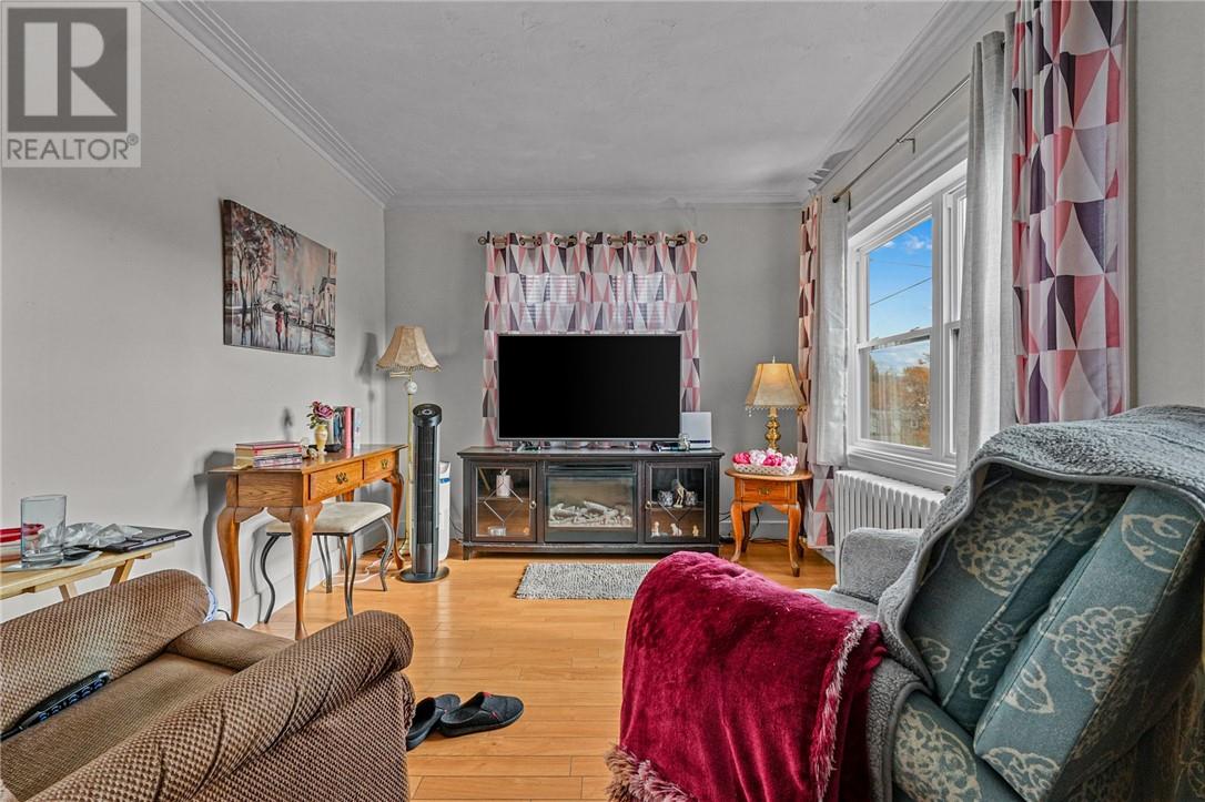 574 Elm, Greater Sudbury, Ontario  P3C 1W6 - Photo 3 - 2125708