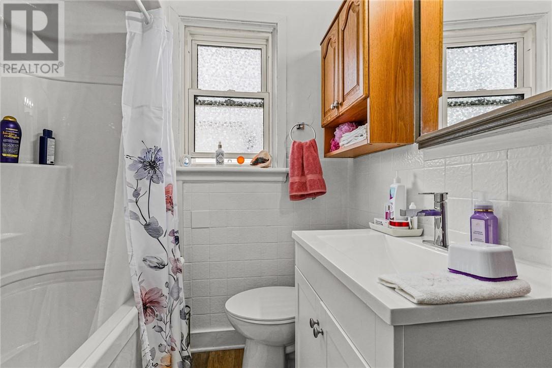 574 Elm, Greater Sudbury, Ontario  P3C 1W6 - Photo 8 - 2125708