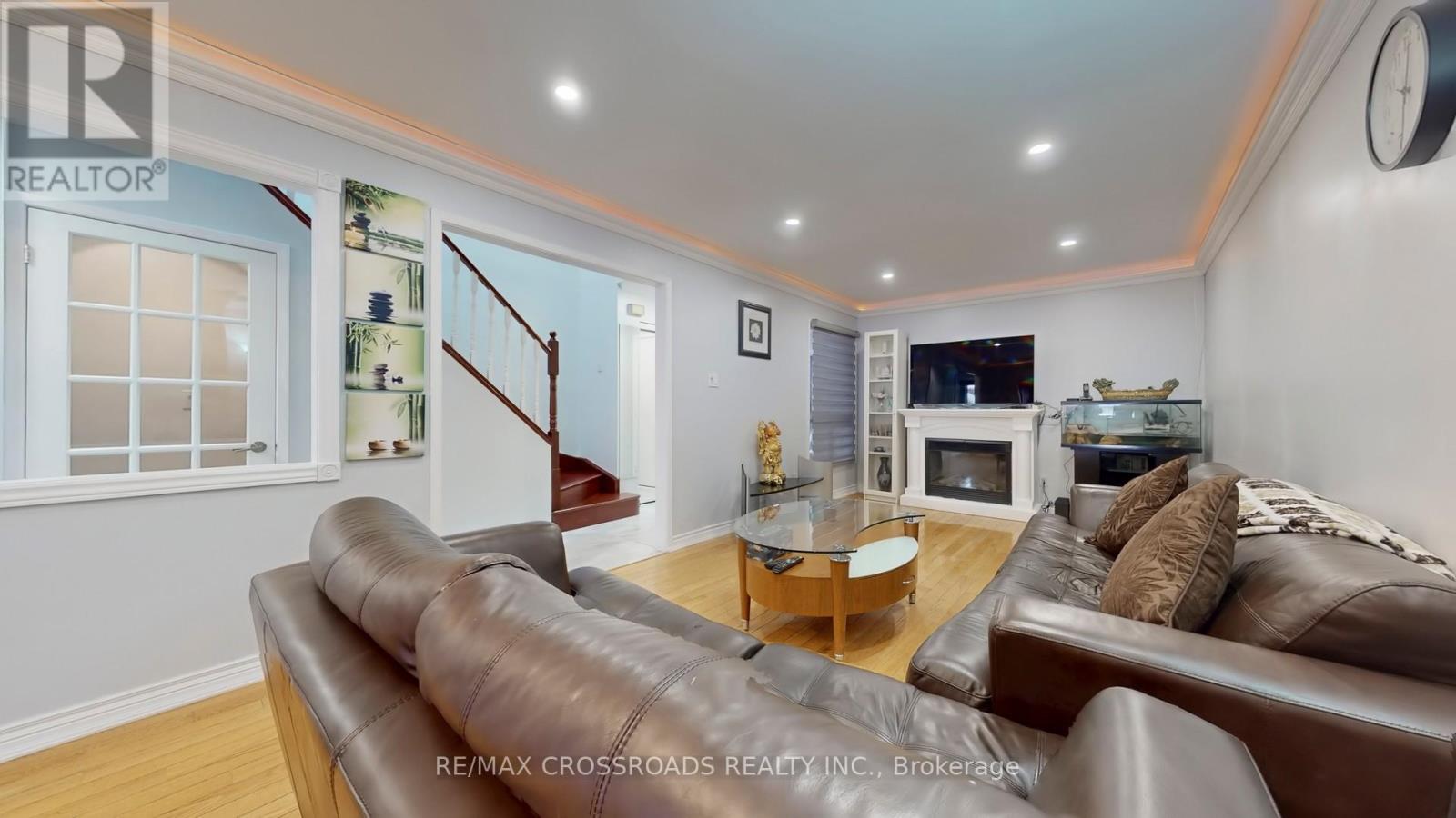 25 Rowe Court, Markham, Ontario L3S 2J6 - Photo 10 - N12558800