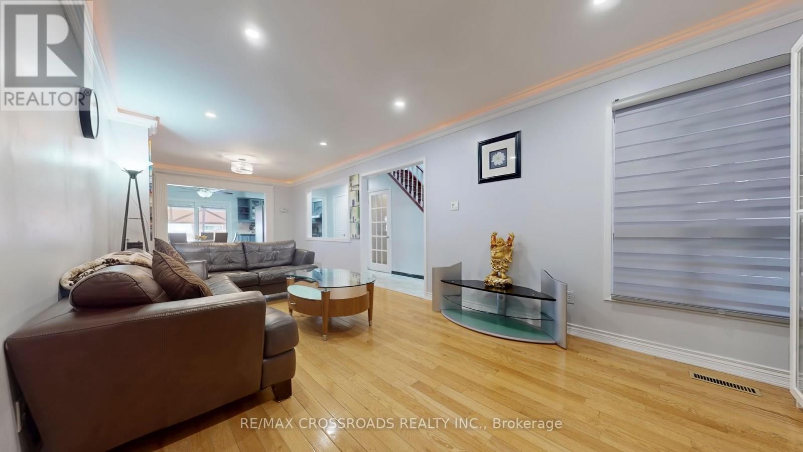 25 Rowe Court, Markham, Ontario L3S 2J6 - Photo 6 - N12558800