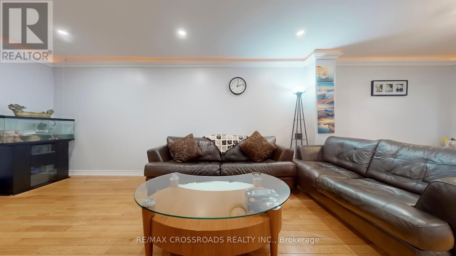 25 Rowe Court, Markham, Ontario L3S 2J6 - Photo 8 - N12558800