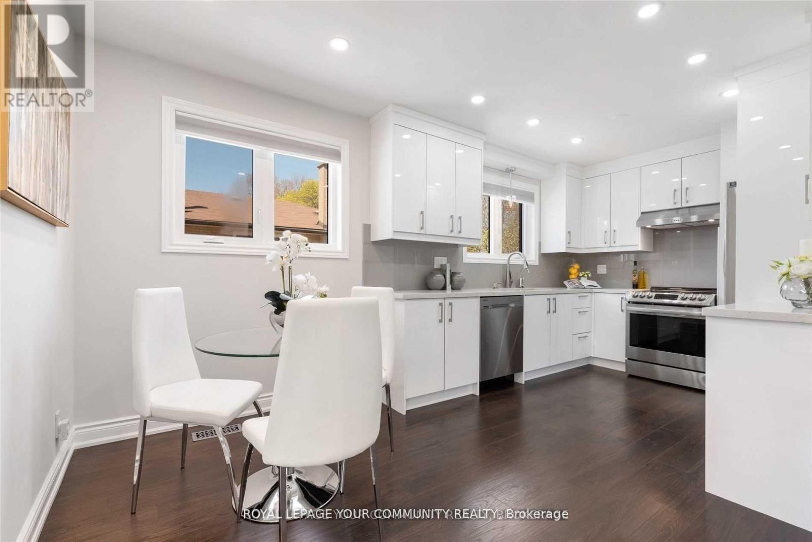 60 Child Drive N, Aurora, Ontario  L4G 1Y7 - Photo 28 - N12558824