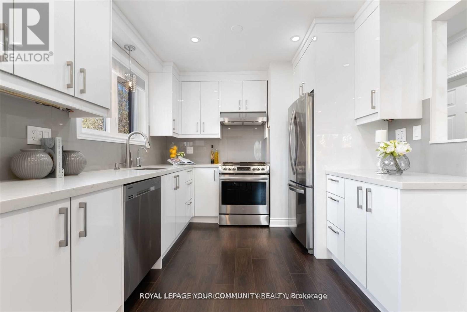 60 Child Drive N, Aurora, Ontario  L4G 1Y7 - Photo 29 - N12558824