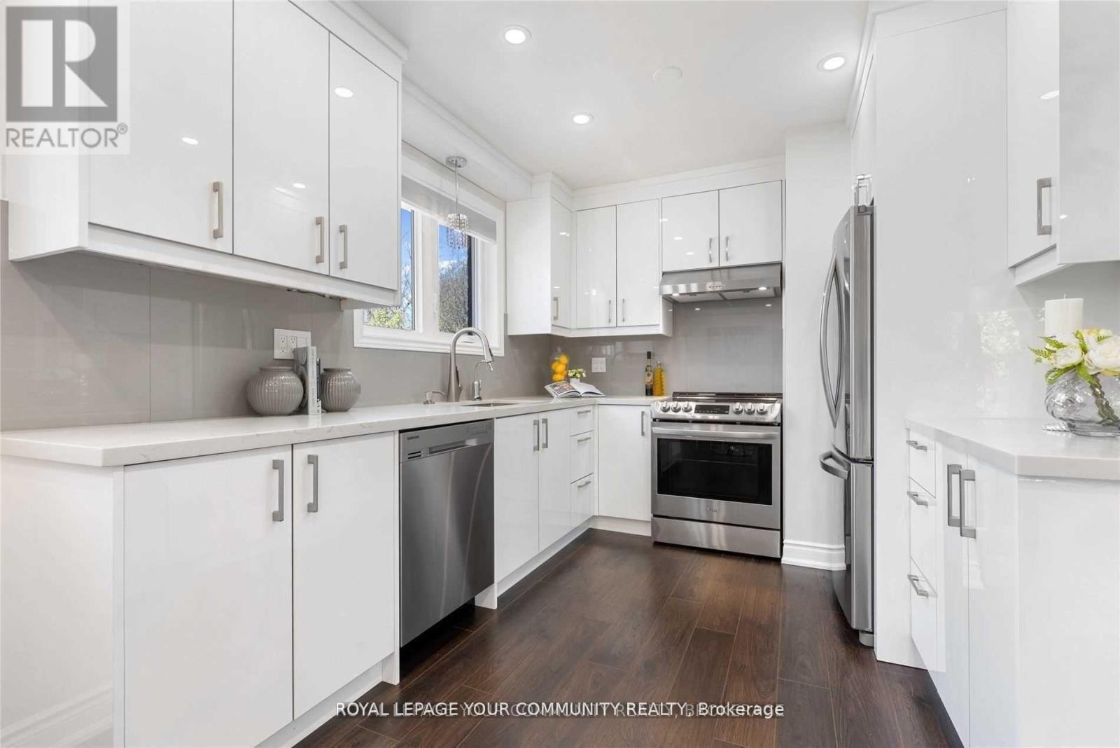 60 Child Drive N, Aurora, Ontario  L4G 1Y7 - Photo 30 - N12558824