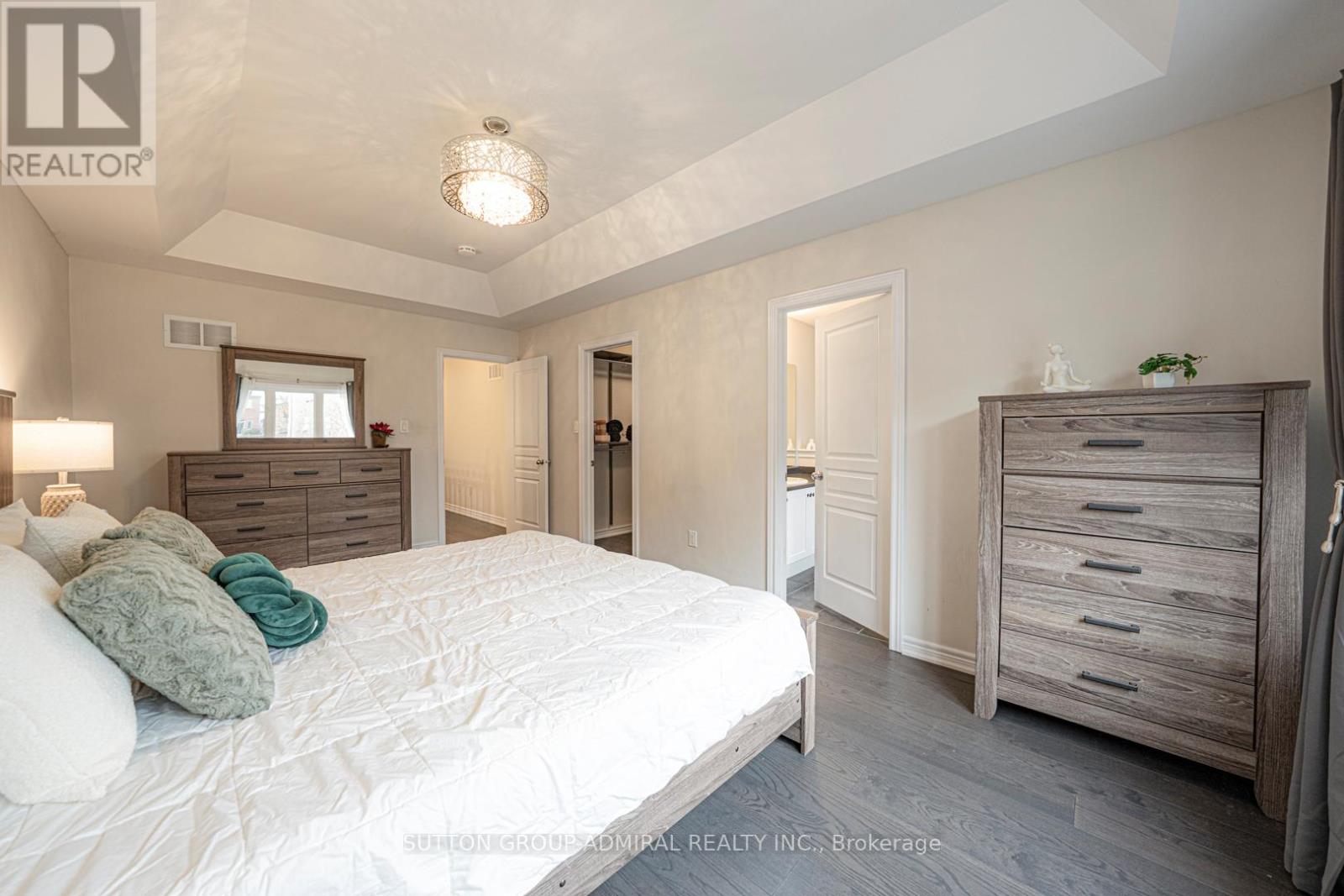 28 Manila Avenue, Markham, Ontario  L6C 0W1 - Photo 16 - N12558868