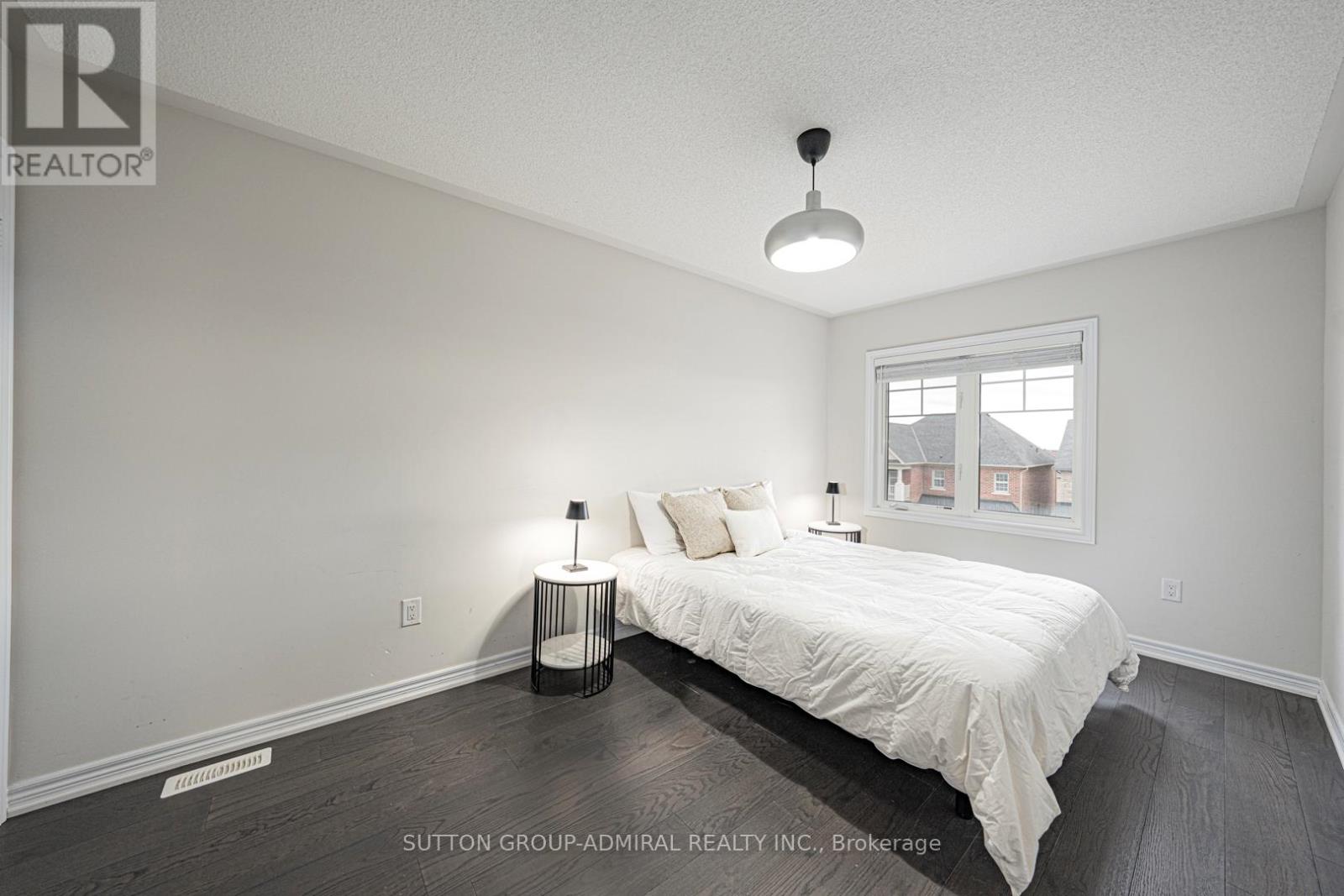 28 Manila Avenue, Markham, Ontario  L6C 0W1 - Photo 20 - N12558868