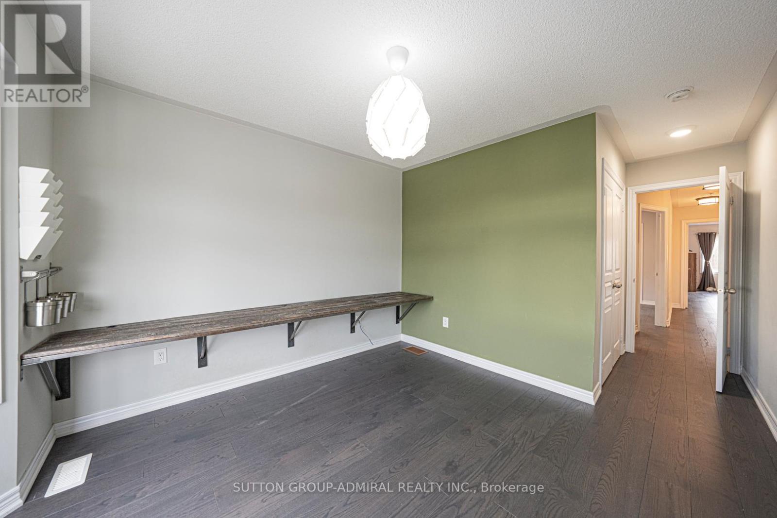 28 Manila Avenue, Markham, Ontario  L6C 0W1 - Photo 23 - N12558868