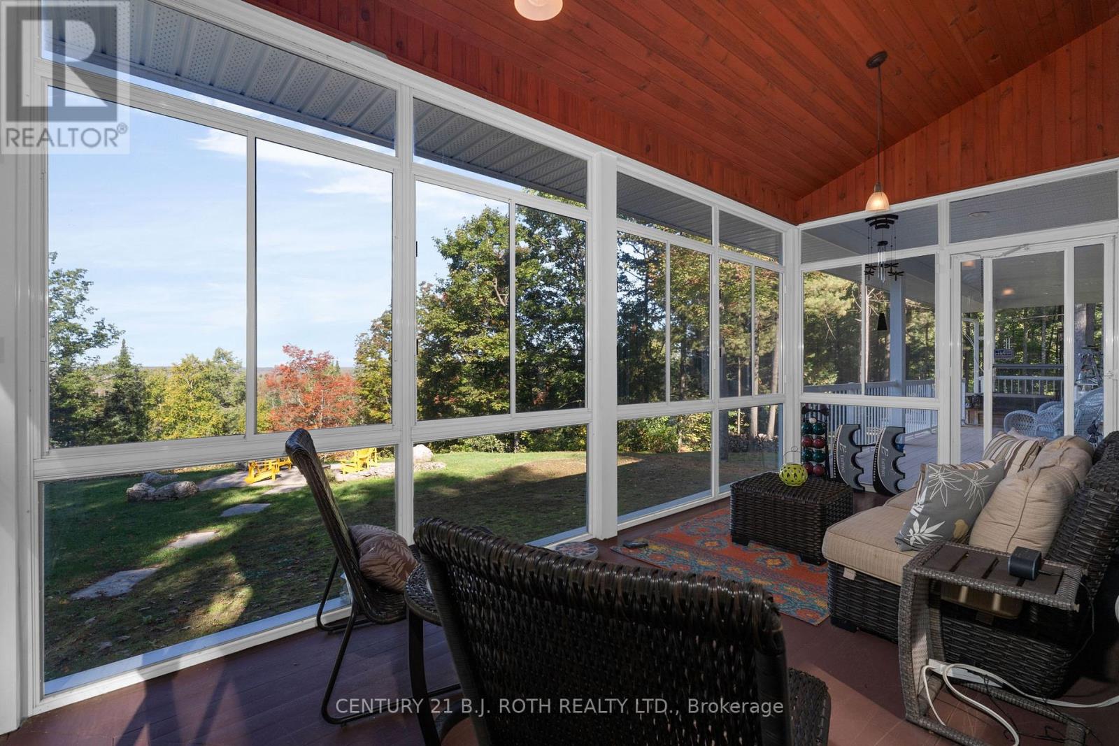 2710 Portage Trail, Springwater, Ontario  L9X 0J3 - Photo 17 - S12558840