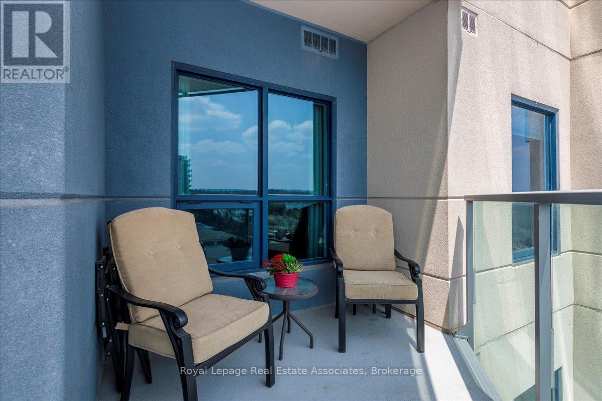 811 - 37 Ellen Street, Barrie, Ontario  L4N 6G2 - Photo 14 - S12558880