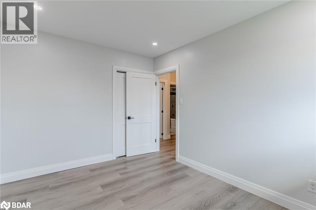 20 Ottaway Avenue Unit# Upper, Barrie, Ontario  L4M 2W7 - Photo 16 - 40779605