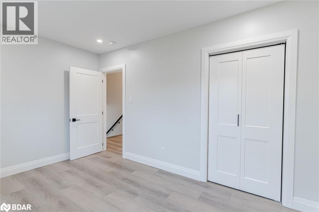 20 Ottaway Avenue Unit# Upper, Barrie, Ontario  L4M 2W7 - Photo 13 - 40779605