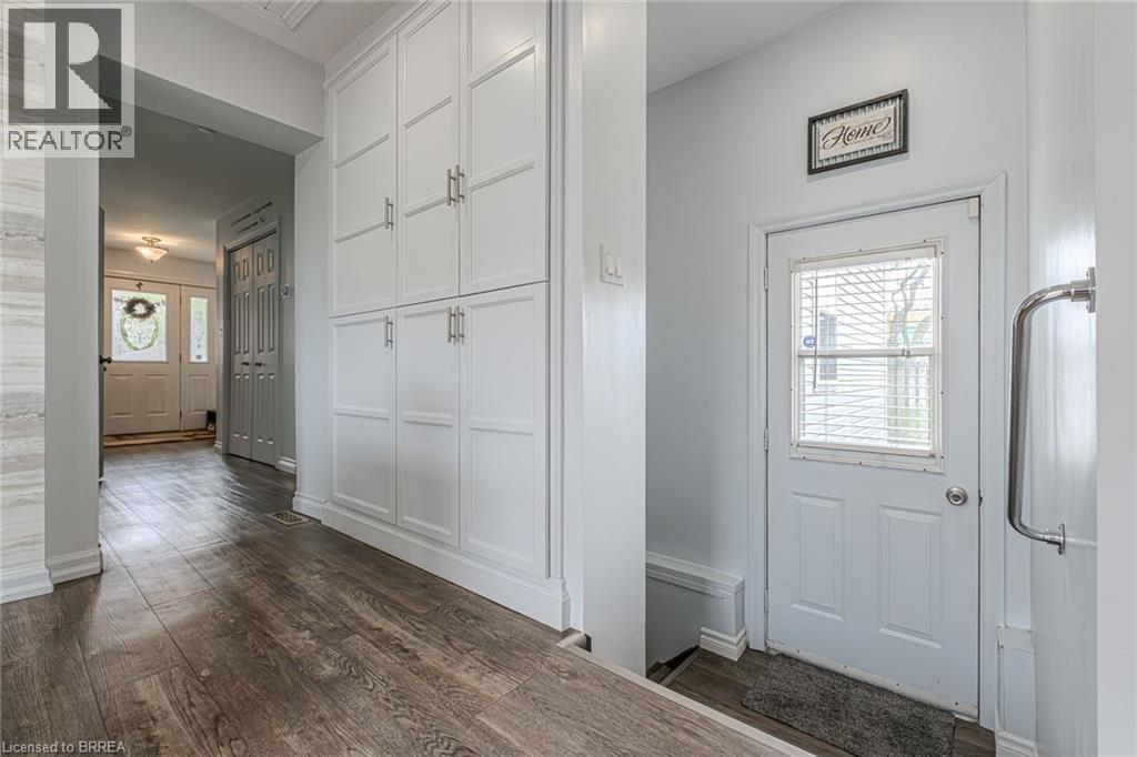 388 Mckellar Street, Strathroy, Ontario  N7G 2Y5 - Photo 14 - 40751846