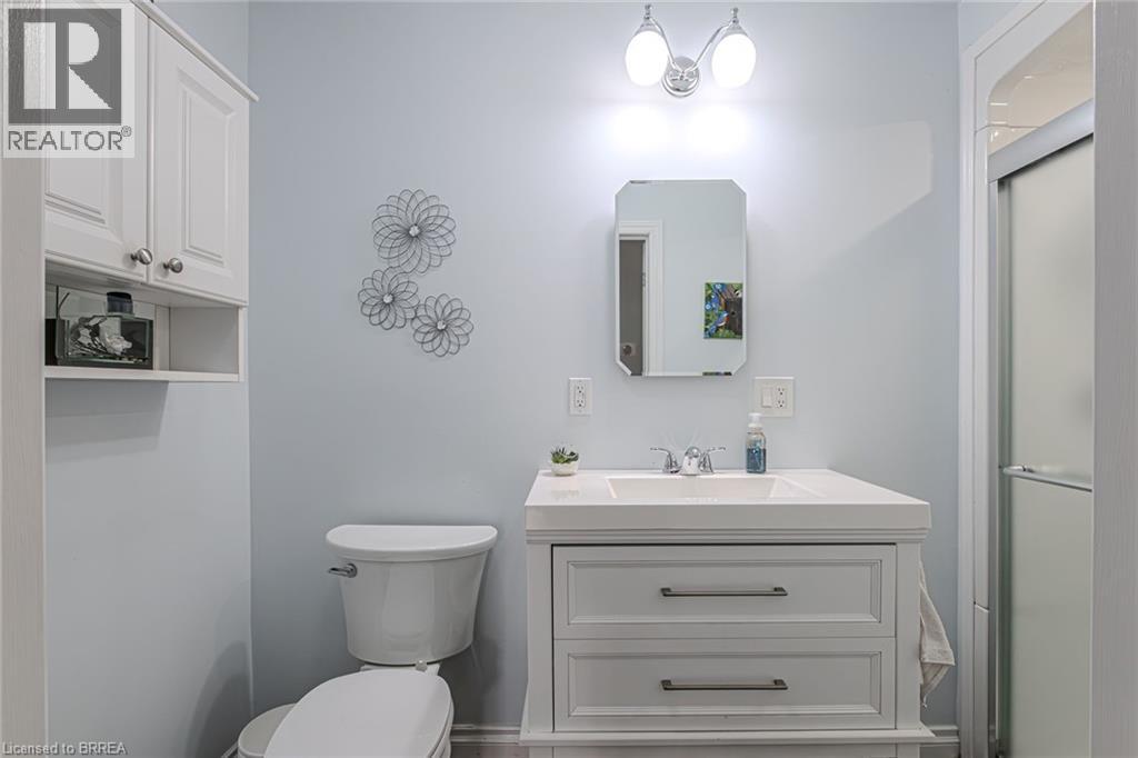 388 Mckellar Street, Strathroy, Ontario  N7G 2Y5 - Photo 9 - 40751846