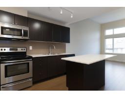 417 13740 75A AVENUE, Surrey, British Columbia