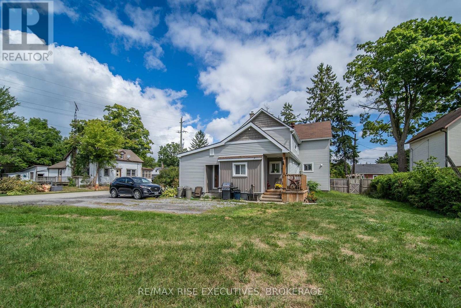 190 Victoria Avenue, Gananoque, Ontario  K7G 2S1 - Photo 14 - X12558938