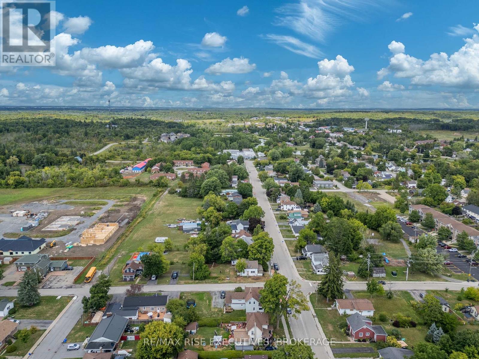 190 Victoria Avenue, Gananoque, Ontario  K7G 2S1 - Photo 35 - X12558938