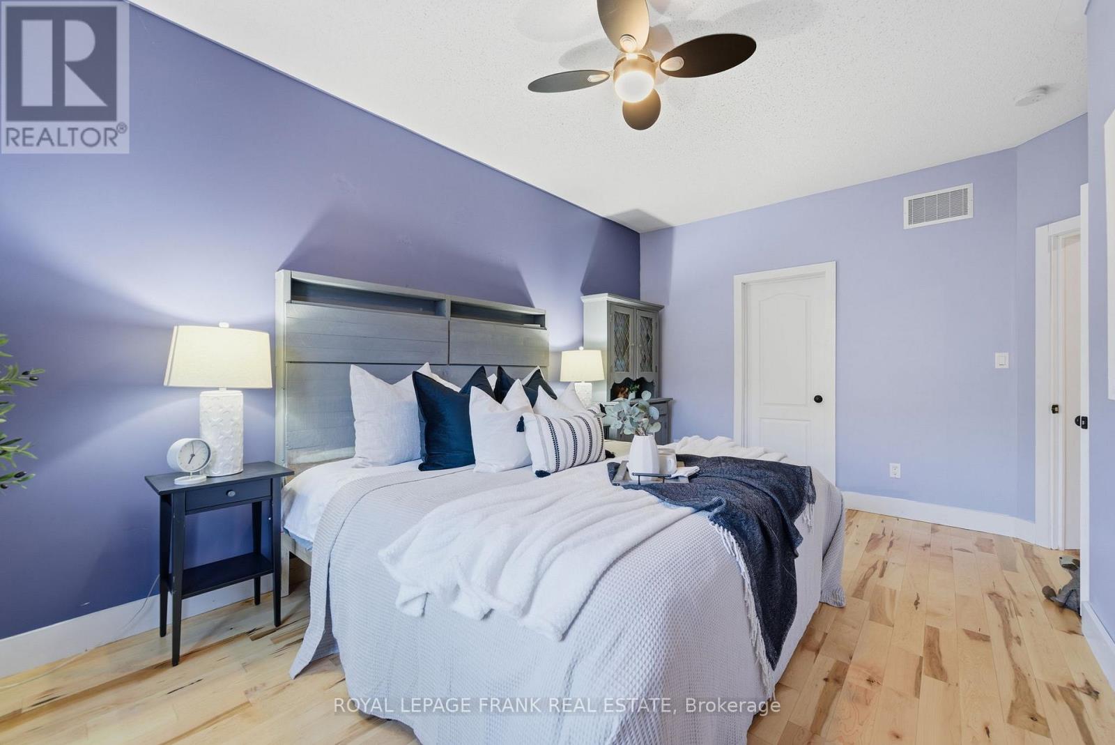 18 Deacon Crescent, Kawartha Lakes, Ontario  K9V 0L4 - Photo 17 - X12558984