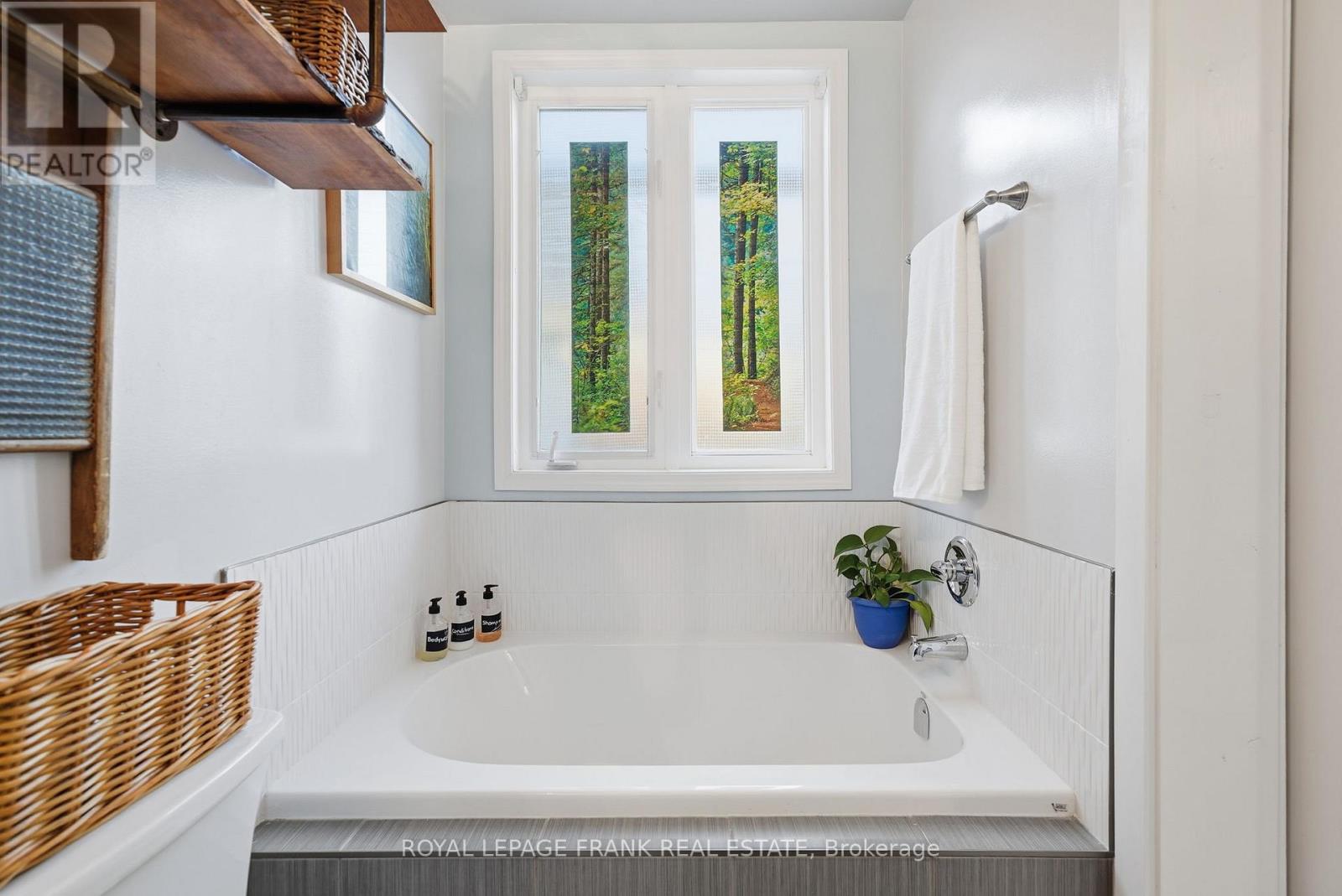 18 Deacon Crescent, Kawartha Lakes, Ontario  K9V 0L4 - Photo 20 - X12558984