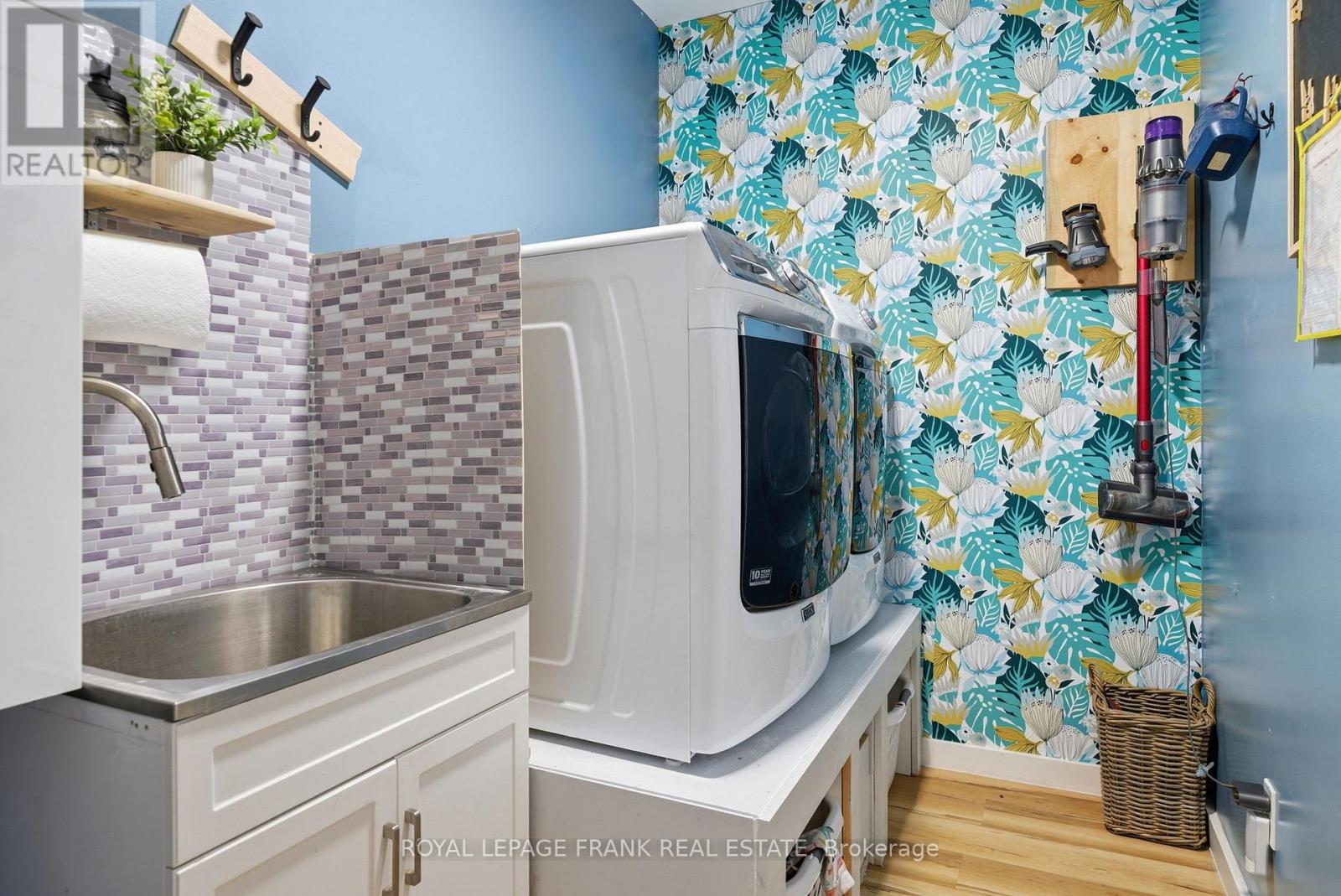 18 Deacon Crescent, Kawartha Lakes, Ontario  K9V 0L4 - Photo 25 - X12558984