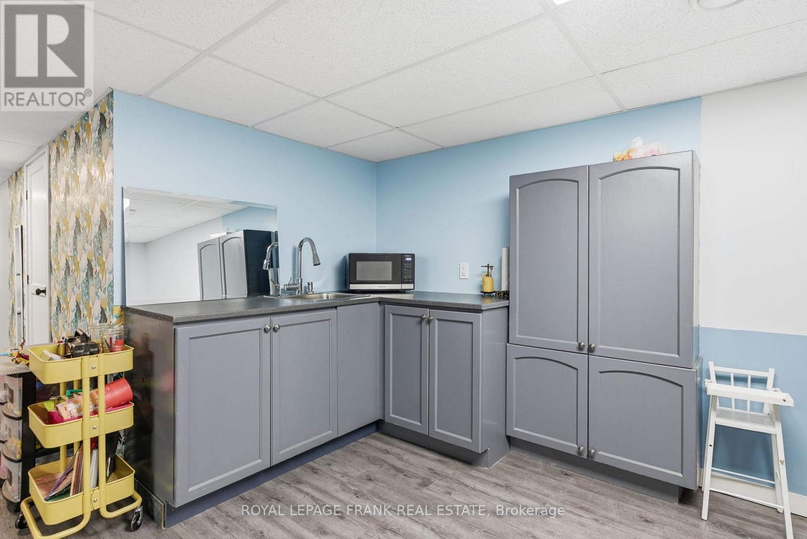 18 Deacon Crescent, Kawartha Lakes, Ontario  K9V 0L4 - Photo 30 - X12558984