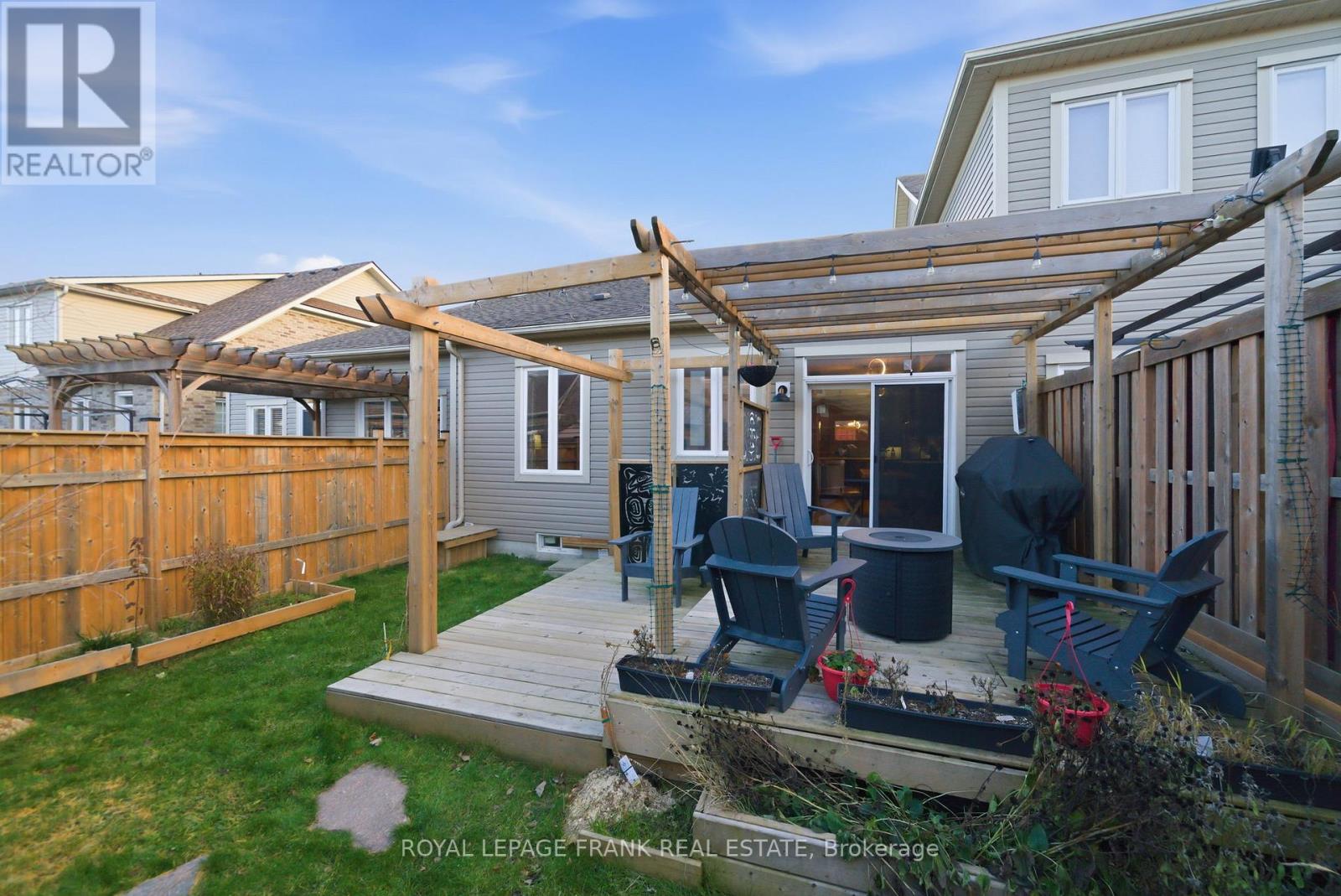 18 Deacon Crescent, Kawartha Lakes, Ontario  K9V 0L4 - Photo 38 - X12558984