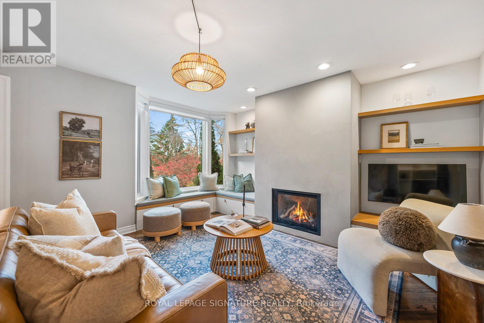 27 Beechwood Drive, Toronto, Ontario  M4K 3H7 - Photo 8 - E12558236