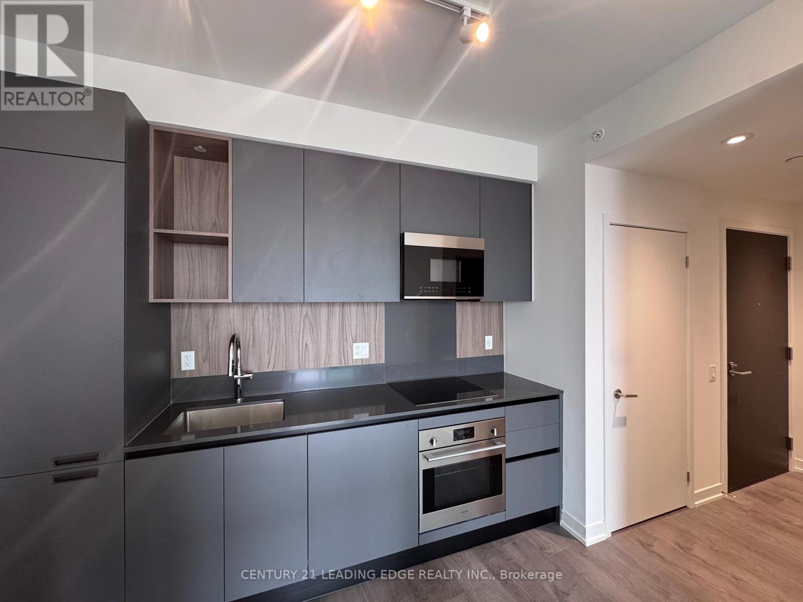 1606 - 39 Mary Street, Barrie, Ontario  L4N 1S9 - Photo 18 - S12555208