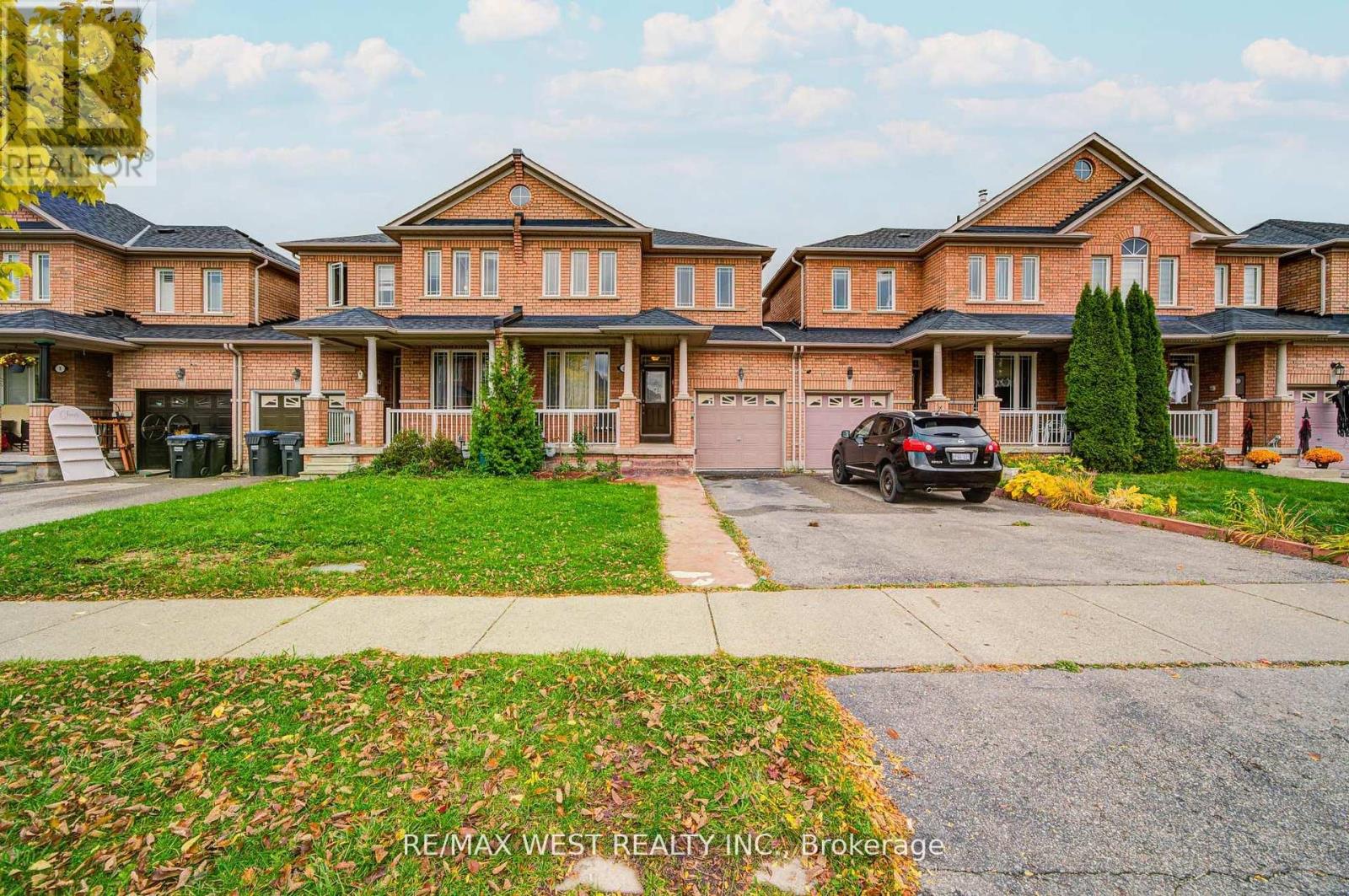 12 EAGLEFIELD GATE, Brampton, Ontario