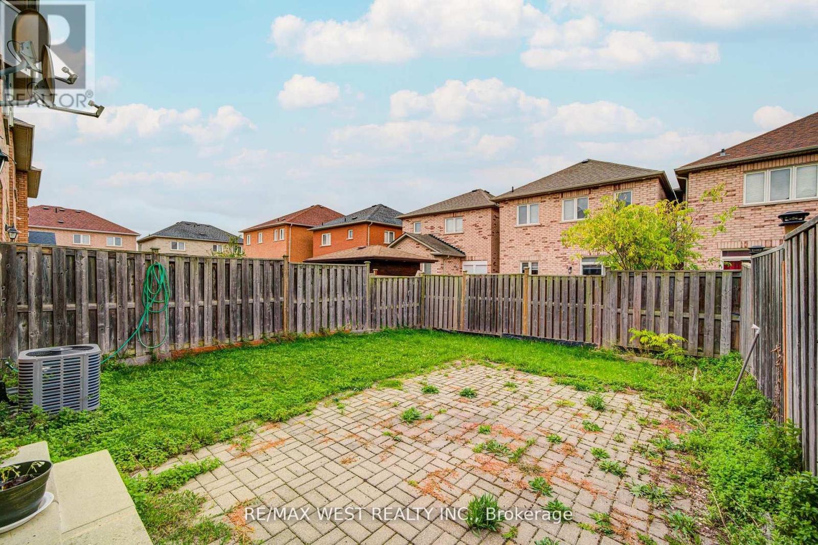 12 Eaglefield Gate, Brampton, Ontario  L7A 3S2 - Photo 21 - W12557844