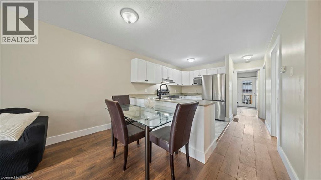 124 Marlborough Street, Brantford, Ontario  N3S 7Y2 - Photo 10 - 40772384