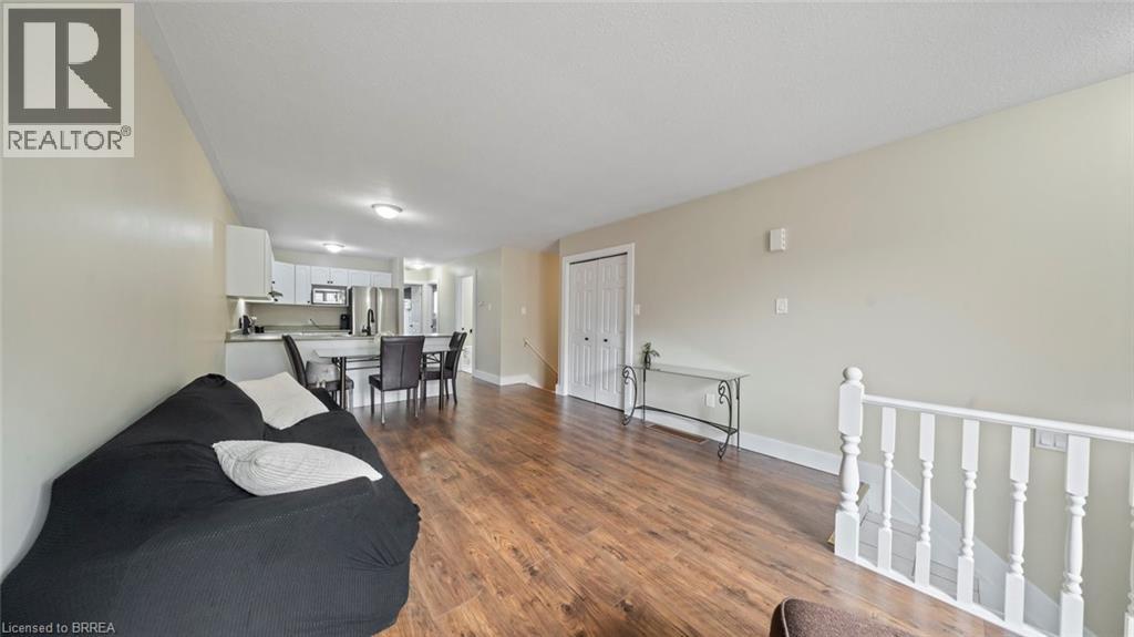 124 Marlborough Street, Brantford, Ontario  N3S 7Y2 - Photo 7 - 40772384